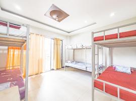Mandaue cebu city Barkada B304，位于曼达维市的酒店