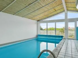 Pool House Close To The Coast