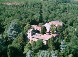 Agriturismo Castello Di Querceto，位于基安蒂的卢科莱纳的酒店