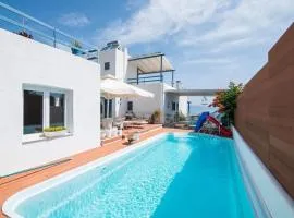 White-Blue Luxury Villa 2