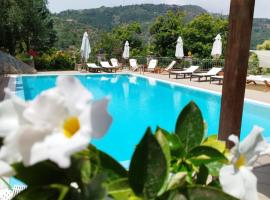 Borgo San Francesco，位于焦约萨马雷阿的酒店