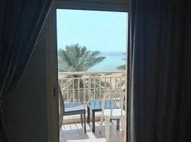 روز الشاطي إطلالة بحرية Rose Sea View