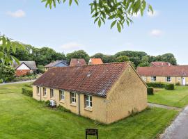 1 Bedroom Cozy Home In Nykøbing M，位于Flade的酒店