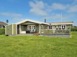 Stunning Home In Hurup Thy With Wifi