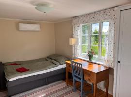 Cozy Guesthouse Studio in Peaceful Unnaryd，位于Unnaryd的酒店