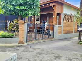 Omah Tabon Jogja - Close to Malioboro，位于Timuran的酒店