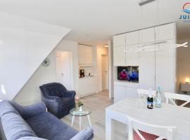 Haus Inselresidenz Strandburg Wohnung S302，位于于斯德的带泳池的酒店