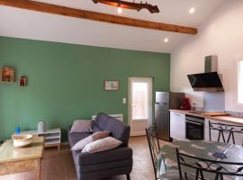 La petite maison des écureuils，位于米奥的酒店