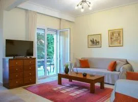 The fir trees house - Το σπίτι με τα έλατα