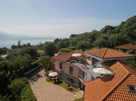 Scario Club，位于圣焦万尼亚皮罗的酒店