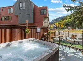 Luxury Condo - Open for Bluegrass