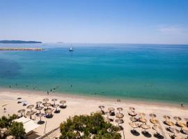 Castaway Suites - Studios Christos，位于利迈纳里亚的酒店