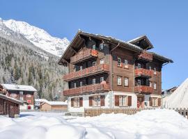 Haus Weissmies，位于萨斯格伦德的酒店