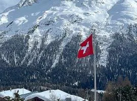 St Moritz Suite