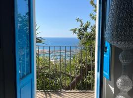 La Casa del Nespolo - Exclusive Country Suites - Seaview Pool & Self Check-in，位于卡普多兰多的酒店