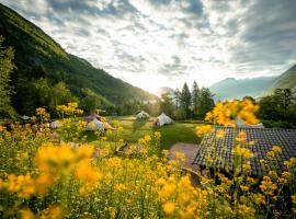 Glamping Gozdna Jasa，位于博维茨的酒店