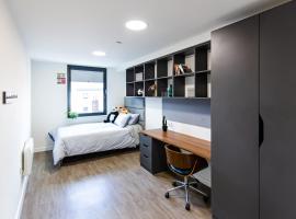New Era Living - Ensuite Rooms with Shared Kitchen，位于谢菲尔德的酒店