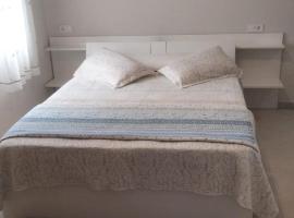 Apartamentos La Fuente Ribadeo，位于里瓦德奥的酒店