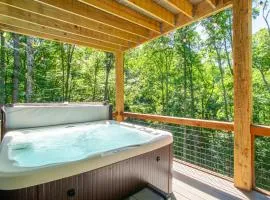 Townsend Gem: Retreat with Hot Tub & Fire Pit