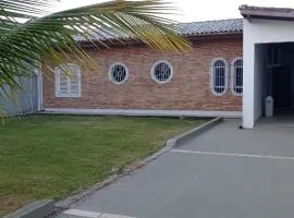 Casa temporada no Indaiá com wi-fi e churrasqueira