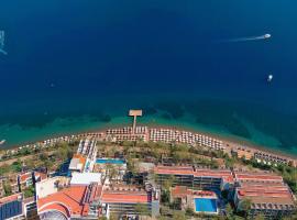 Orka Lotus Beach，位于马尔马里斯的酒店