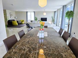 Montreux Four Bedroom Penthouse by Swiss Hotel Apartments，位于蒙特勒的酒店
