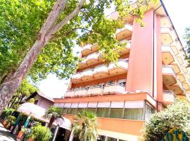 Hotel Milord Cesenatico，位于切塞纳蒂科的酒店
