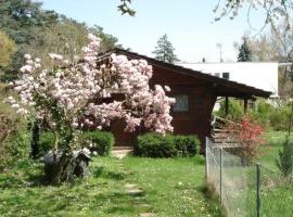 Unterkunft chalet-magnolia，位于韦尔苏瓦的别墅