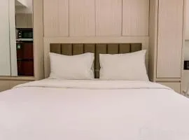 Simply Look and Comfy Studio at Tokyo Riverside PIK 2 Apartment By Travelio