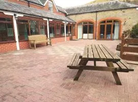 The Stables at Dunfield House