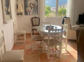 Apartamento turístico Mirador de Sierra Mágina Noalejo entre Granada y Jaén，位于Noalejo的家庭/亲子酒店