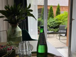 Przy Słonecznym Tarasie，位于Wschowa的酒店