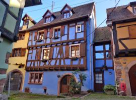 La Maison Bleue - Historic House in the Heart of Riquewihr，位于利克维的酒店