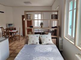 Chez Maryse，位于LʼIsle-en-Dodon的酒店