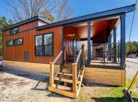 Indian Point Cabin 4 near SDC, Branson, Table Rock Lake