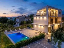 Awesome Apartment In Omisalj