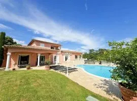 Villa Sienna avec piscine, sauna, spa