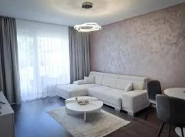 Tabáň Marble apartment (city center & free parking)