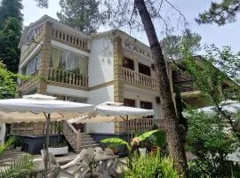 Karakum Villa