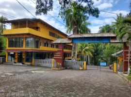 Hotel Kumala Samudra，位于Cikakak的酒店