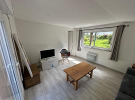 Maison 3 à 5 Personne，位于Marigny的酒店