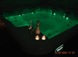 Apartma in wellness Mesečina，位于Libeliče的酒店