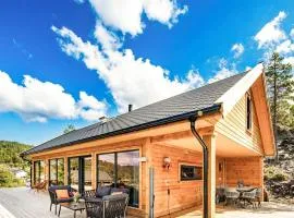 4 Bedroom Nice Home In Sannidal