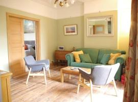 Stylish Garden Apartment, Exmouth - 'Little Monty'，位于埃克斯茅斯的酒店