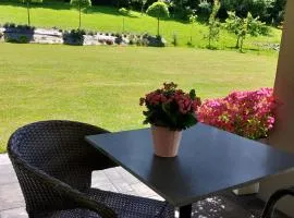 Apartament z ogrodem