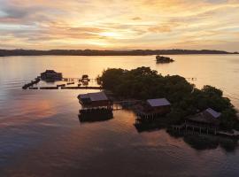 Imagination Island Eco Resort，位于吉佐的度假村