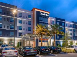 Cambria Hotel Orlando Airport，位于奥兰多的酒店