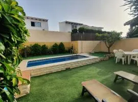 Bungalow con piscina 28