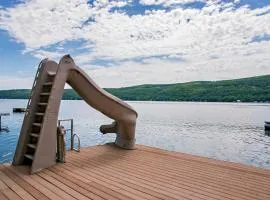 The Dockaholic