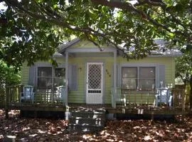 Beaufort Harbour Suites East Lodge